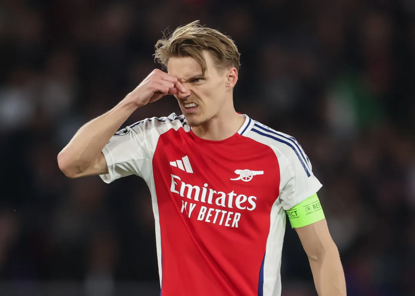 享受最新极速快车一分钟全国直播体验 Arsenal et Barça : le combat des griefs