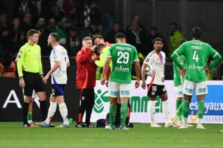 Interrompu après un jet de projectile sur un arbitre assistant, le derby va reprendre