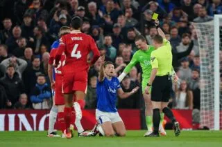 La femme de James Tarkowski déplore les nombreuses menaces de mort reçues après le derby