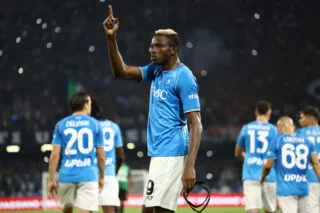 Naples assure face à Sassuolo, le Genoa surprend la Lazio